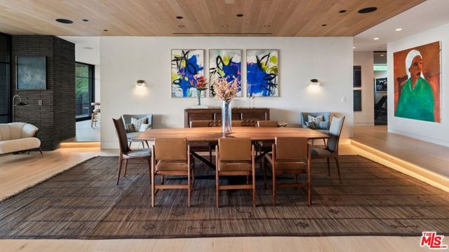 530 Leslie Lane, Beverly Hills, CA 90210