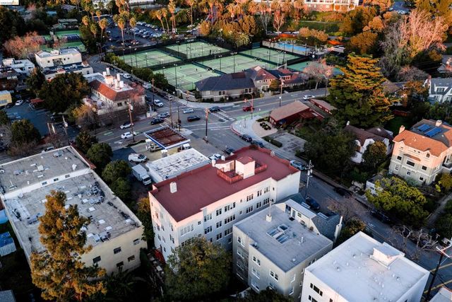 22 Domingo Ave, Berkeley, CA 94705