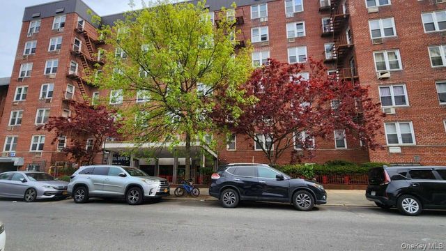 37th Ave 144-24 5B, Flushing, NY 11354