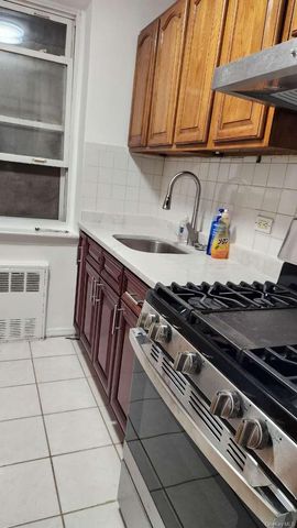 37th Ave 144-24 5B, Flushing, NY 11354