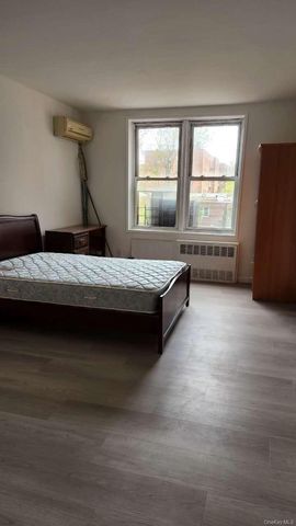 37th Ave 144-24 5B, Flushing, NY 11354