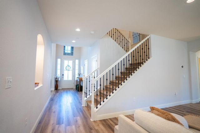 4176 Twain Avenue, Clovis, CA 93619