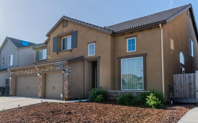 4176 Twain Avenue, Clovis, CA 93619