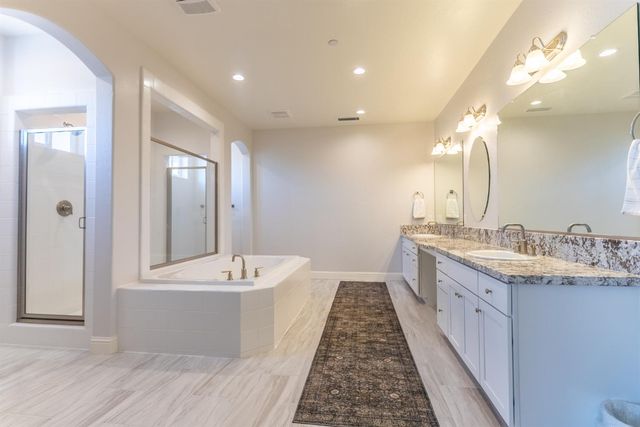 4176 Twain Avenue, Clovis, CA 93619