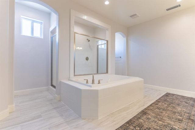 4176 Twain Avenue, Clovis, CA 93619