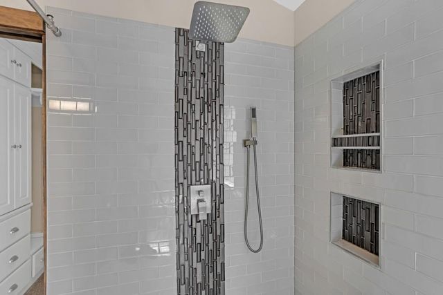 2965 Chadbourne Trail, Alpharetta, GA 30004
