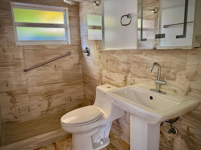 707 NE 15th Street A, Fort Lauderdale, FL 33304