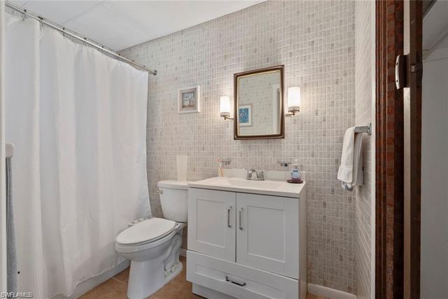 3550 Hazel RD, Naples, FL 34104