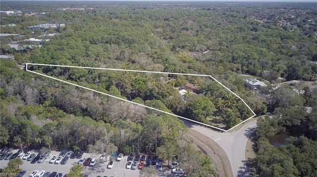 3550 Hazel RD, Naples, FL 34104