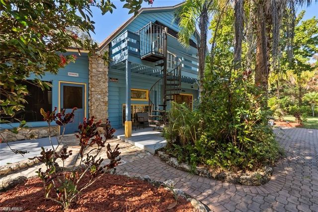 3550 Hazel RD, Naples, FL 34104