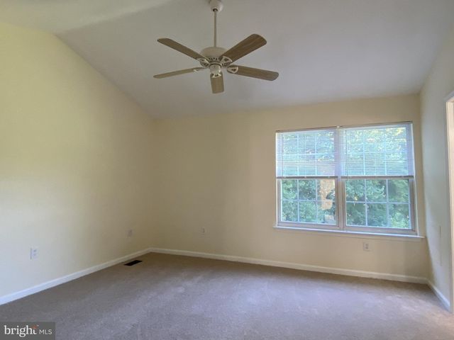 35 SHAWN LN, Bear, DE 19701