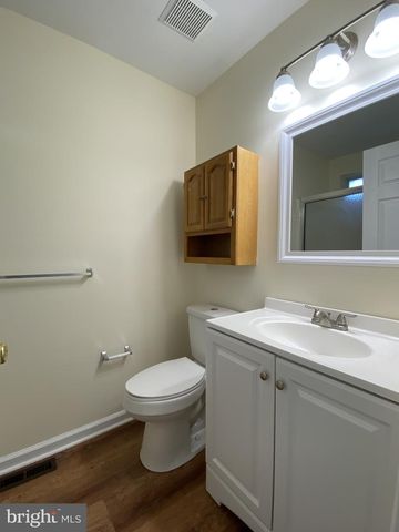 35 SHAWN LN, Bear, DE 19701