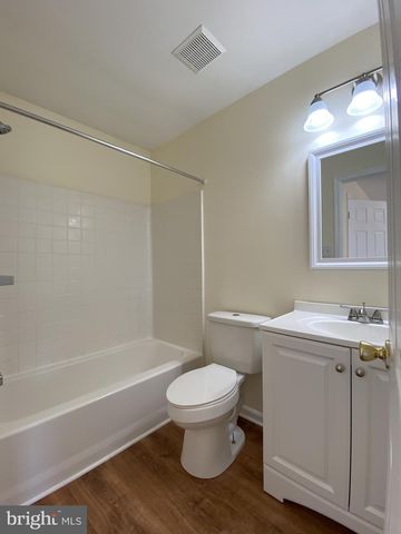 35 SHAWN LN, Bear, DE 19701