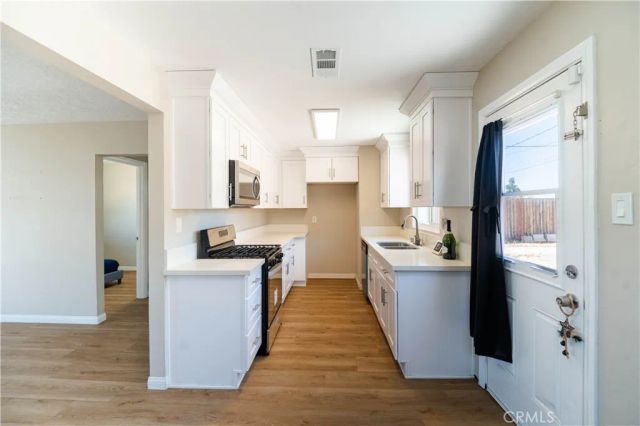 1912 Sunset St, Barstow, CA 92311