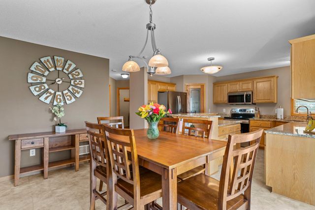 10403 Noble Avenue N, Brooklyn Park, MN 55443