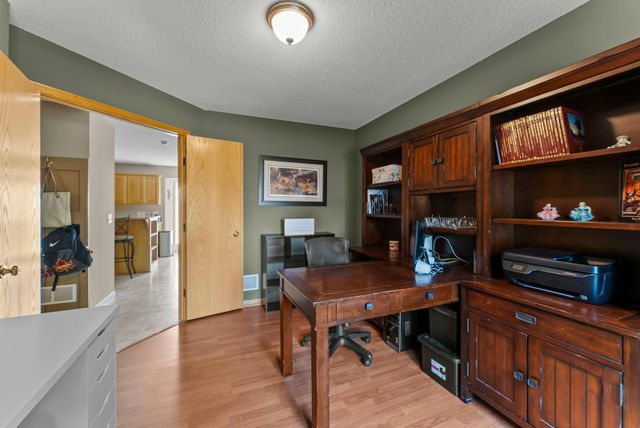 10403 Noble Avenue N, Brooklyn Park, MN 55443