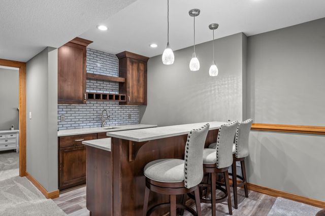 10403 Noble Avenue N, Brooklyn Park, MN 55443