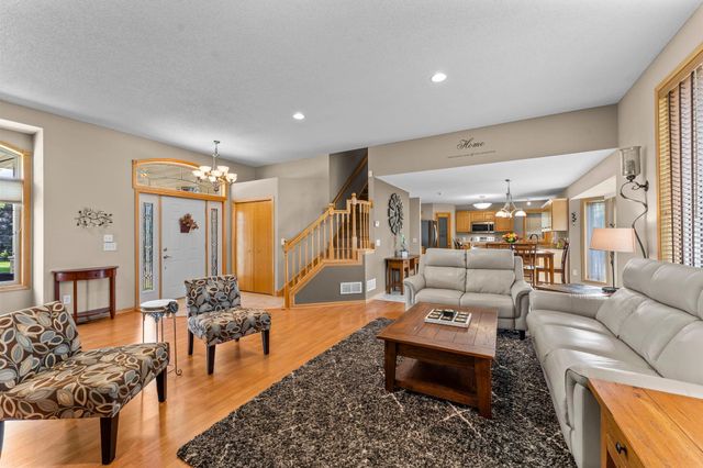 10403 Noble Avenue N, Brooklyn Park, MN 55443