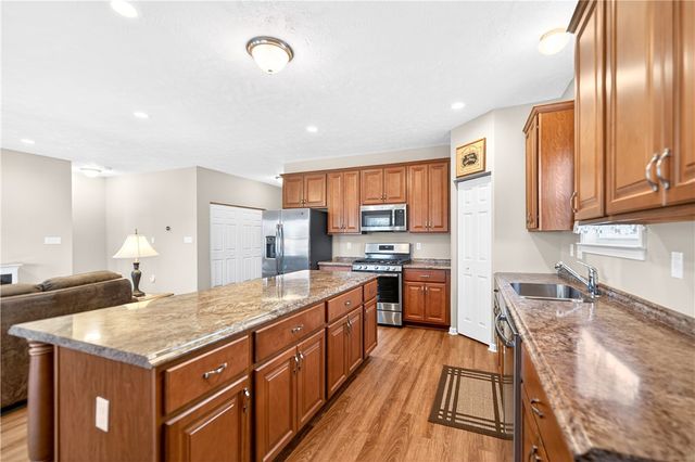 263 Stump Dr, Rostraver, PA 15012