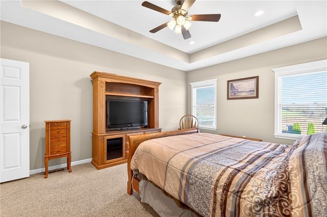 263 Stump Dr, Rostraver, PA 15012