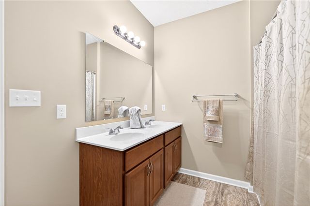 263 Stump Dr, Rostraver, PA 15012