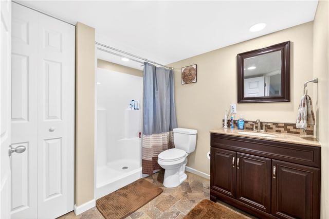 263 Stump Dr, Rostraver, PA 15012