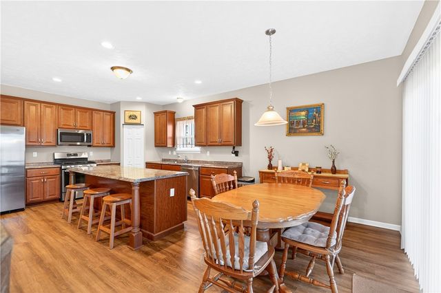 263 Stump Dr, Rostraver, PA 15012