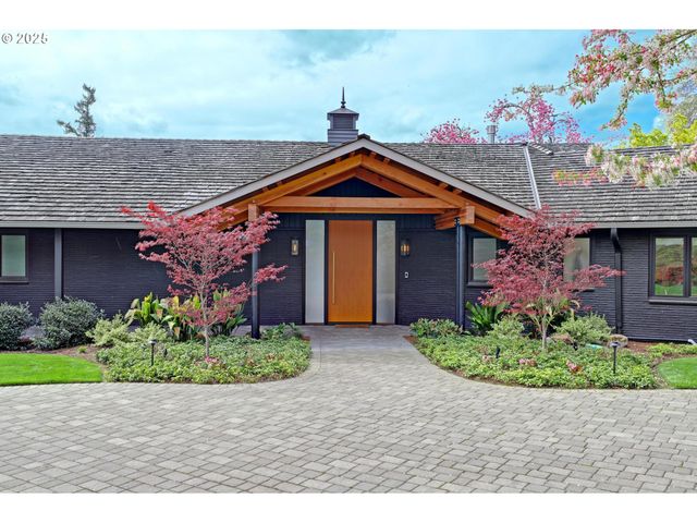 7750 Sw MONTCLAIR Dr, Portland, OR 97225