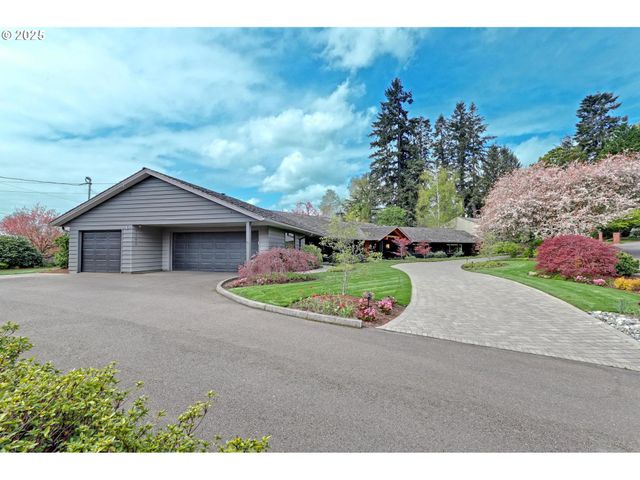 7750 Sw MONTCLAIR Dr, Portland, OR 97225