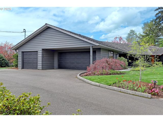 7750 Sw MONTCLAIR Dr, Portland, OR 97225