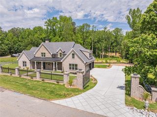 140 Maranatha Trail, Lawrenceville, GA 30045