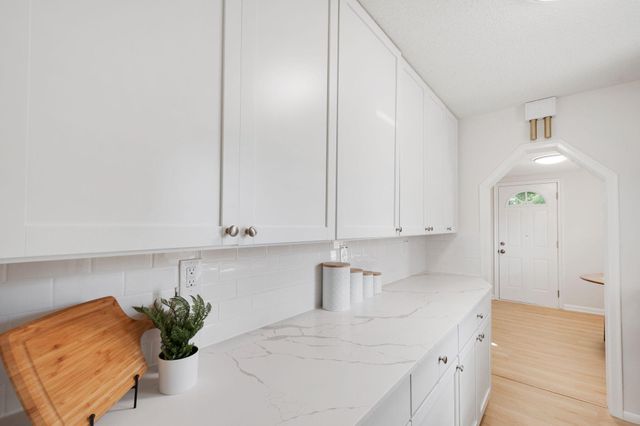 6820 Pleasant Avenue, Richfield, MN 55423