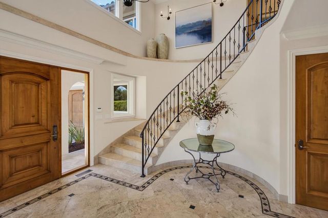 875 Madonna Way, Los Altos, CA 94024
