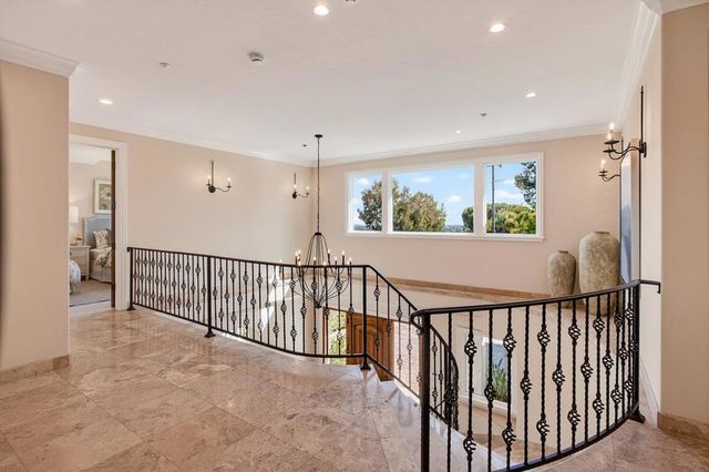875 Madonna Way, Los Altos, CA 94024