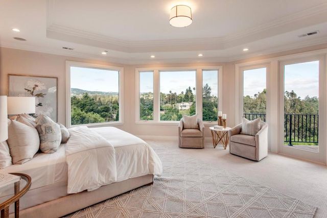 875 Madonna Way, Los Altos, CA 94024