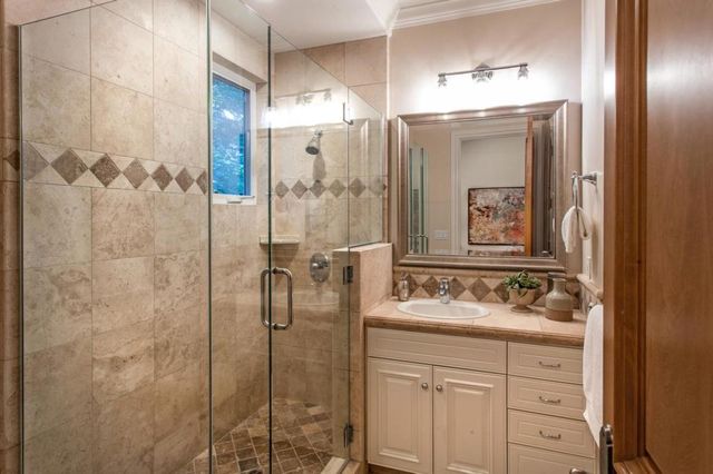875 Madonna Way, Los Altos, CA 94024
