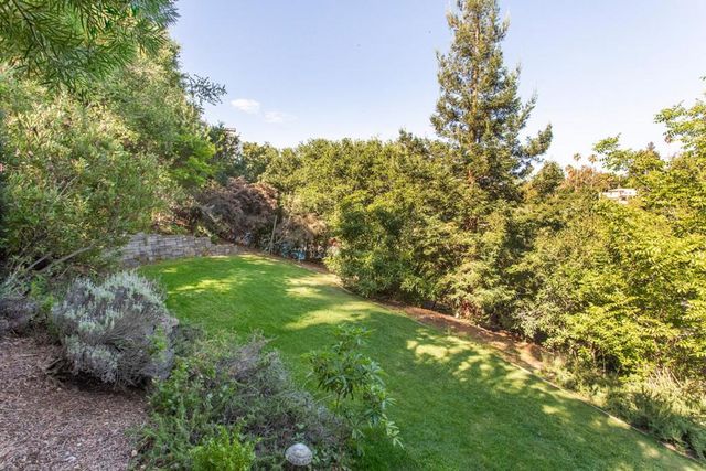 875 Madonna Way, Los Altos, CA 94024