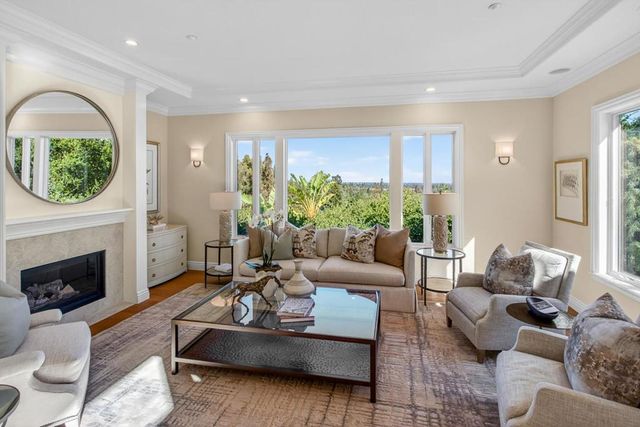 875 Madonna Way, Los Altos, CA 94024
