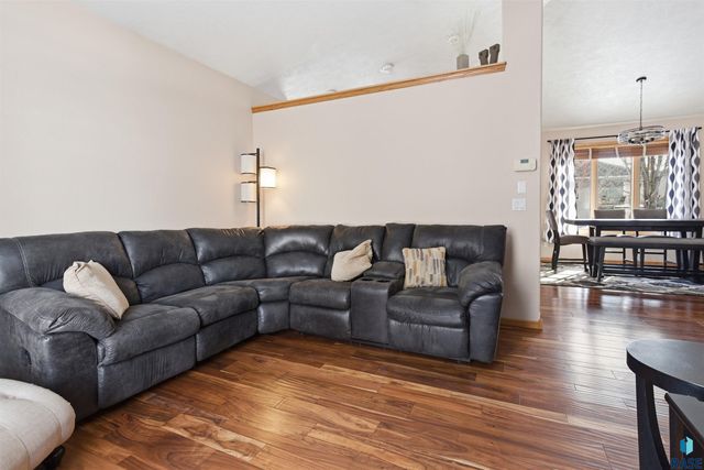 3508 S Judy Ave Avenue, Sioux Falls, SD 57103