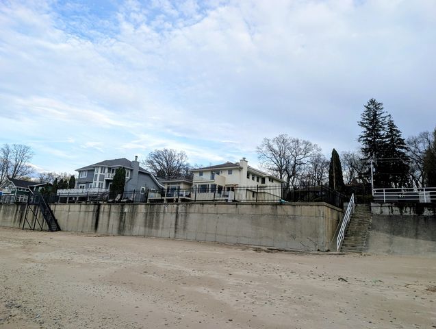 2940 Lake Shore Drive, Long Beach, IN 46360
