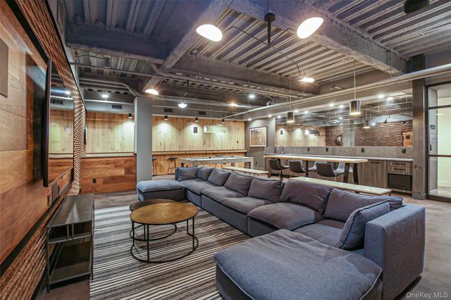 39 Washington Avenue 203, Pleasantville, NY 10570