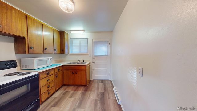 7805 W 41st Avenue 2, Wheat Ridge, CO 80033