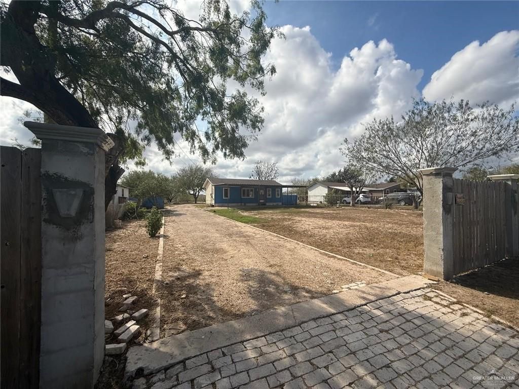 8025 Freedom Avenue, Mission, TX 78574