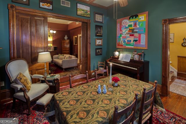 213 W Duffy Street, Savannah, GA 31401