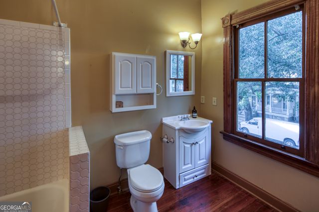 213 W Duffy Street, Savannah, GA 31401