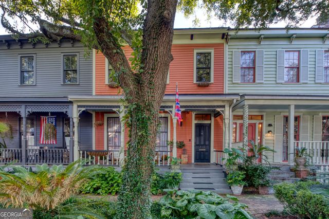 213 W Duffy Street, Savannah, GA 31401