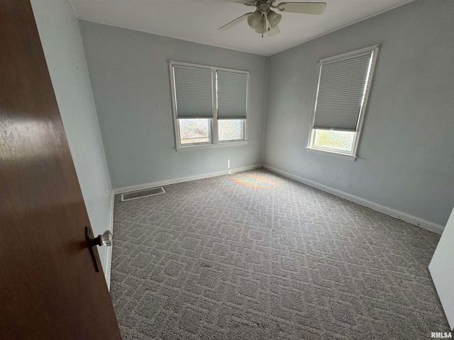 2537 S 5TH Street, Springfield, IL 62703