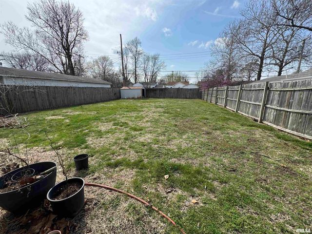 2537 S 5TH Street, Springfield, IL 62703