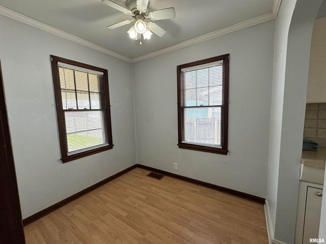 2537 S 5TH Street, Springfield, IL 62703