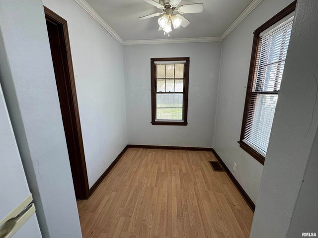 2537 S 5TH Street, Springfield, IL 62703